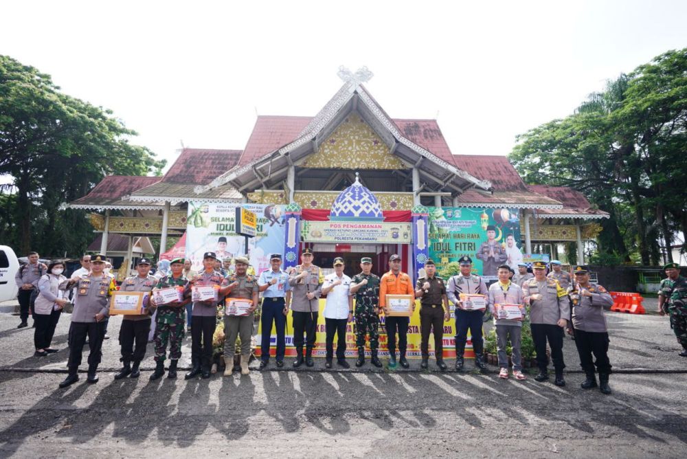 Pastikan Keamanan Mudik Idulfitri, Gubernur Riau Tinjau Posko Pengamanan Lebaran