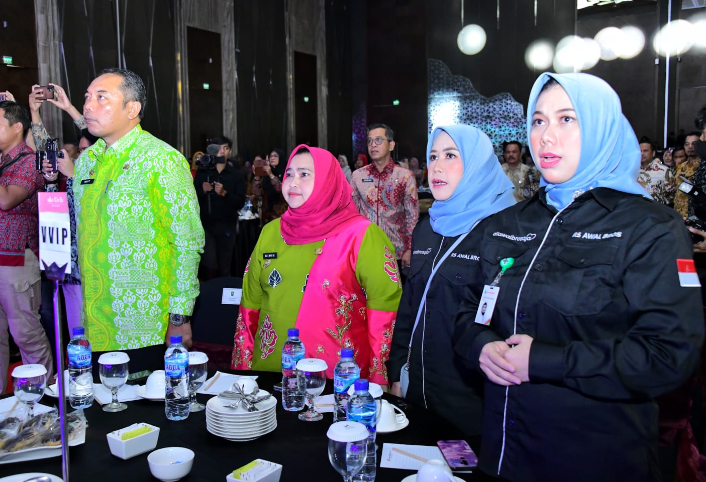 Bupati Kasmarni Hadiri Health Summit Sempena HUT ke-25 RS Awal Bros