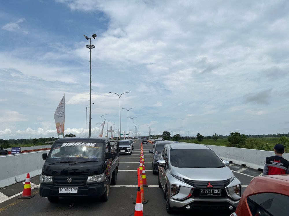 Mudik Lebaran 2024, Sebanyak 33.565 Kendaraan Melintasi 3 Ruas Jalan Tol di Riau