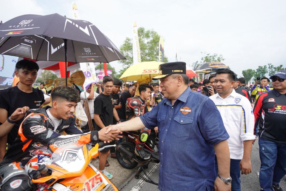 Pj Gubri SF Hariyanto Hadiri Event Balap Motor se-Sumatera di Kampar
