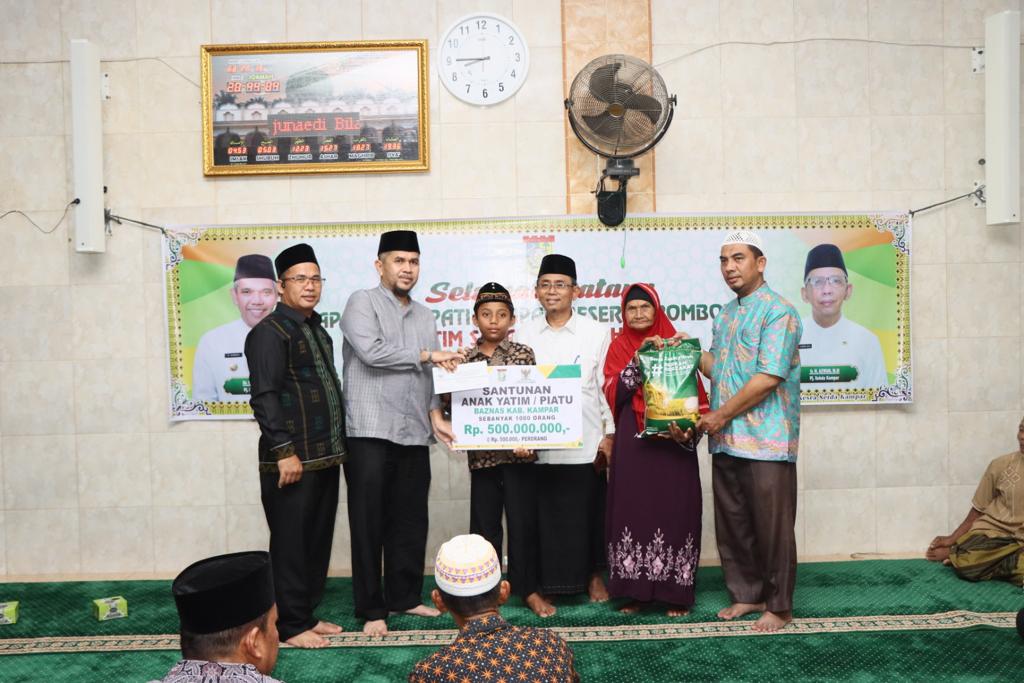 Staf Ahli Bupati Kampar Riedel Fitri Pimpin Tim Safari Ramadhan Kabupaten Kampar