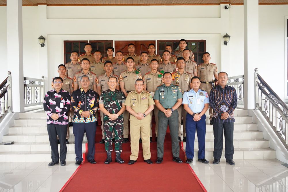 Lakukan Audiensi, Ini Pesan Gubri Edy Natar Untuk Taruna Akmil