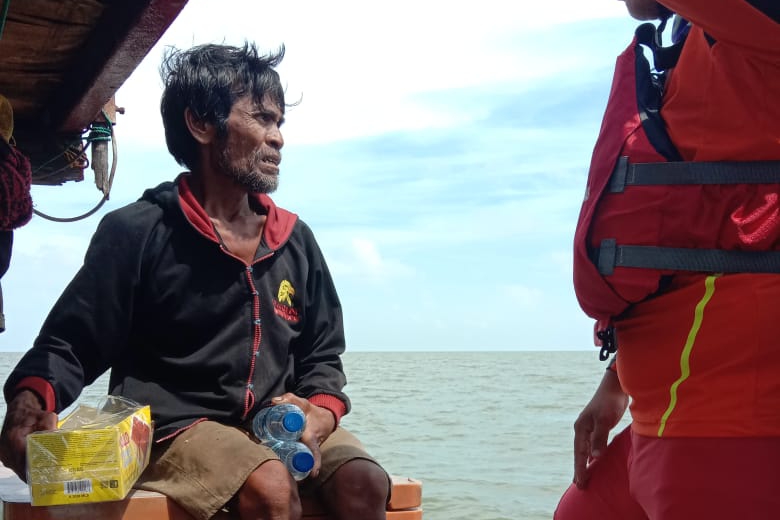Empat Hari Terombang Ambing di Laut, Nelayan Rohil Ditemukan Selamat