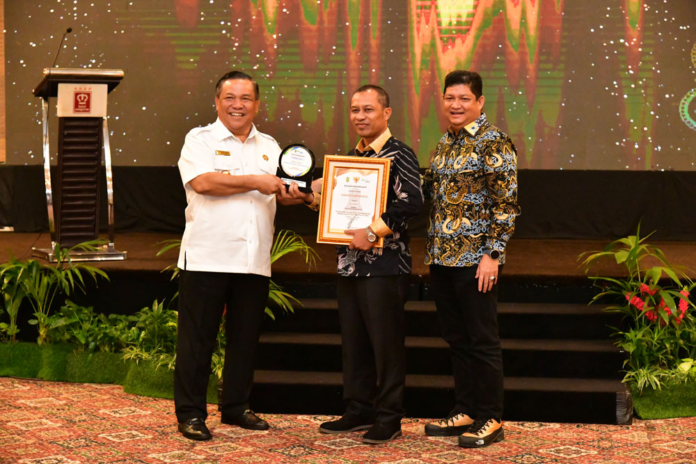 Peduli Terhadap Jaminan Sosial Pekerja, Pemkab Bengkalis Terbaik I Patriana Award 2023