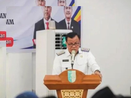 Bupati Suhardiman Amby Lantik 37 Pejabat, Tekankan Pendidikan Berkualitas dan Wajib Baca Al-Qur'an demi Kuansing Hebat