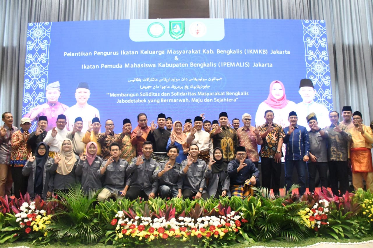 Bupati Bengkalis Lantik Pengurus IKMKB dan IPEMALIS Jakarta