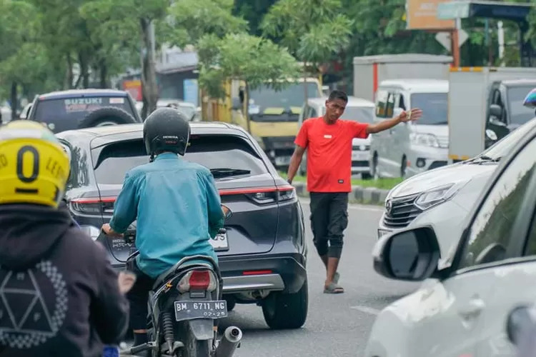 Petugas Dishub Pekanbaru Masih Saja Dapati Pak Ogah di Sejumlah Ruas Jalan
