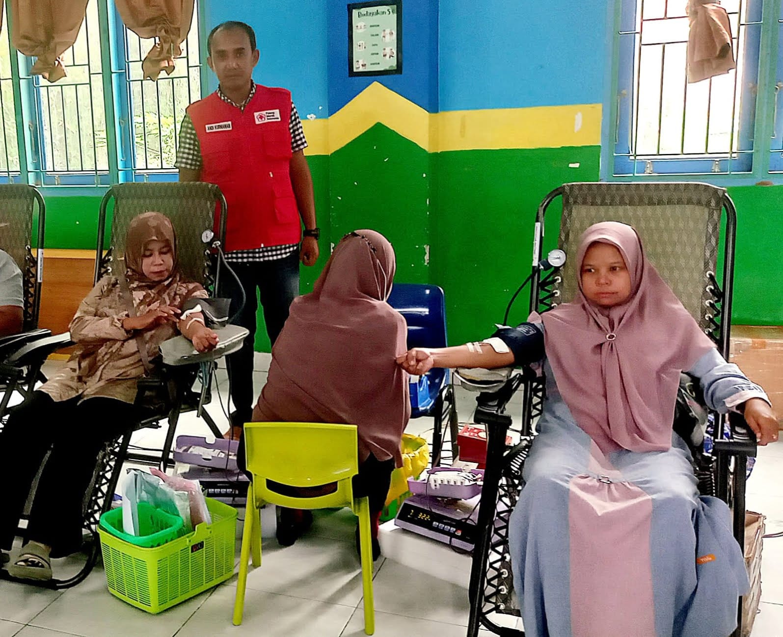 Aksi Baksos Jelang Ramadan, PMI Pekanbaru Dapatkan 76 Kantong Darah dari Warga Rumbai