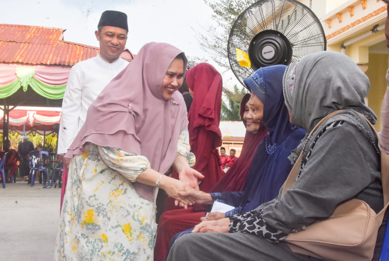 Safari Ramadhan, Bupati Kasmarni Sambangi Desa Sepahat