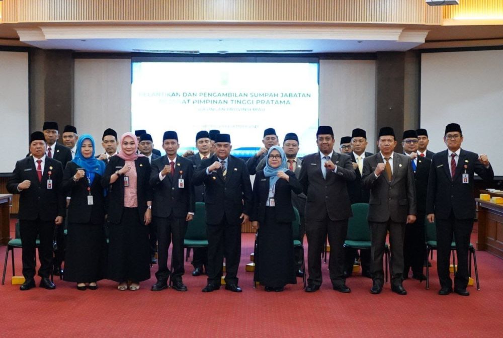 Usai Melantik, Gubri Edy Natar Minta Eselon II Sukseskan Visi Misi Gubernur 2019-2024