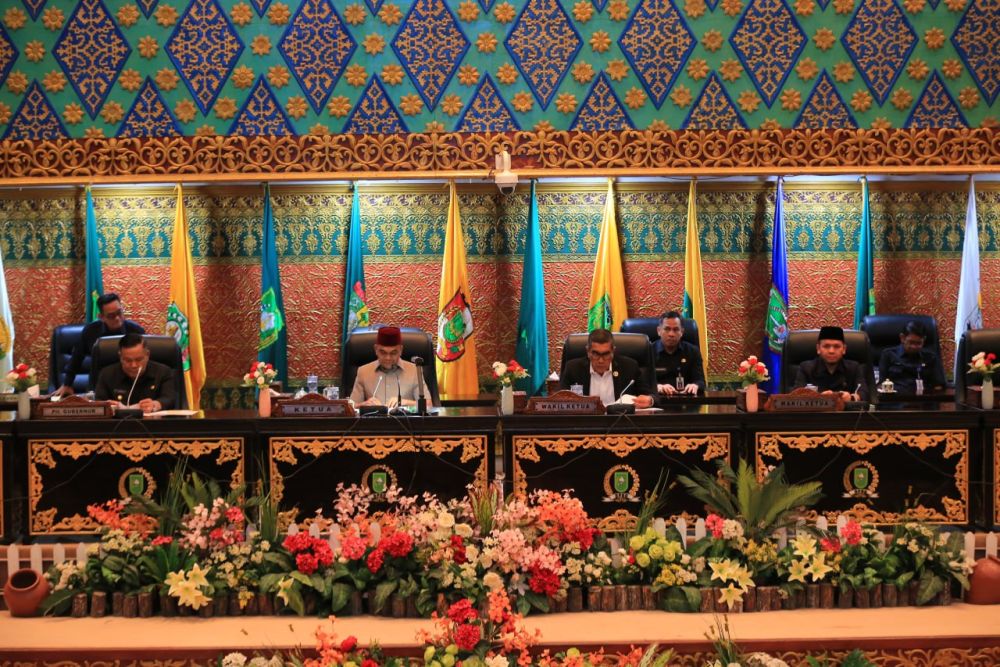 Pemprov Riau dan DPRD Sepakati Rekomendasi LKPJ 2025, Dorong Perbaikan Kinerja Pemerintahan