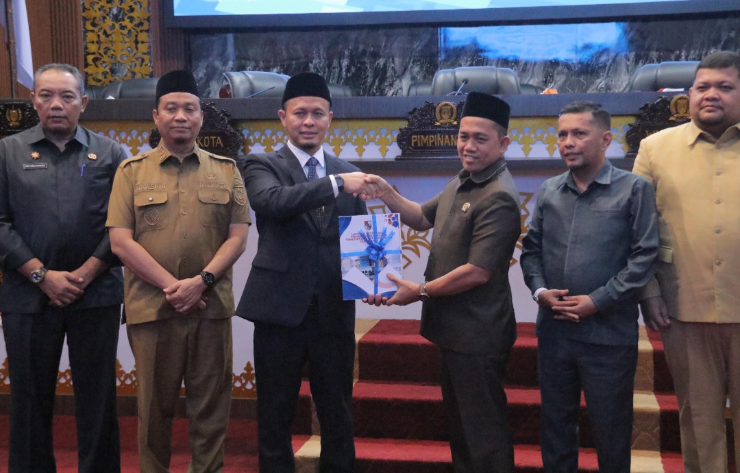 Wali Kota Agung Nugroho Sampaikan LKPj Tahun 2025 ke DPRD