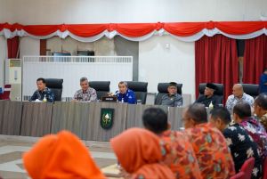 Kepada Kepala Sekolah SMA/SMK se-Riau, Gubernur Syamsuar kembali Ingatkan Bahaya LGBT