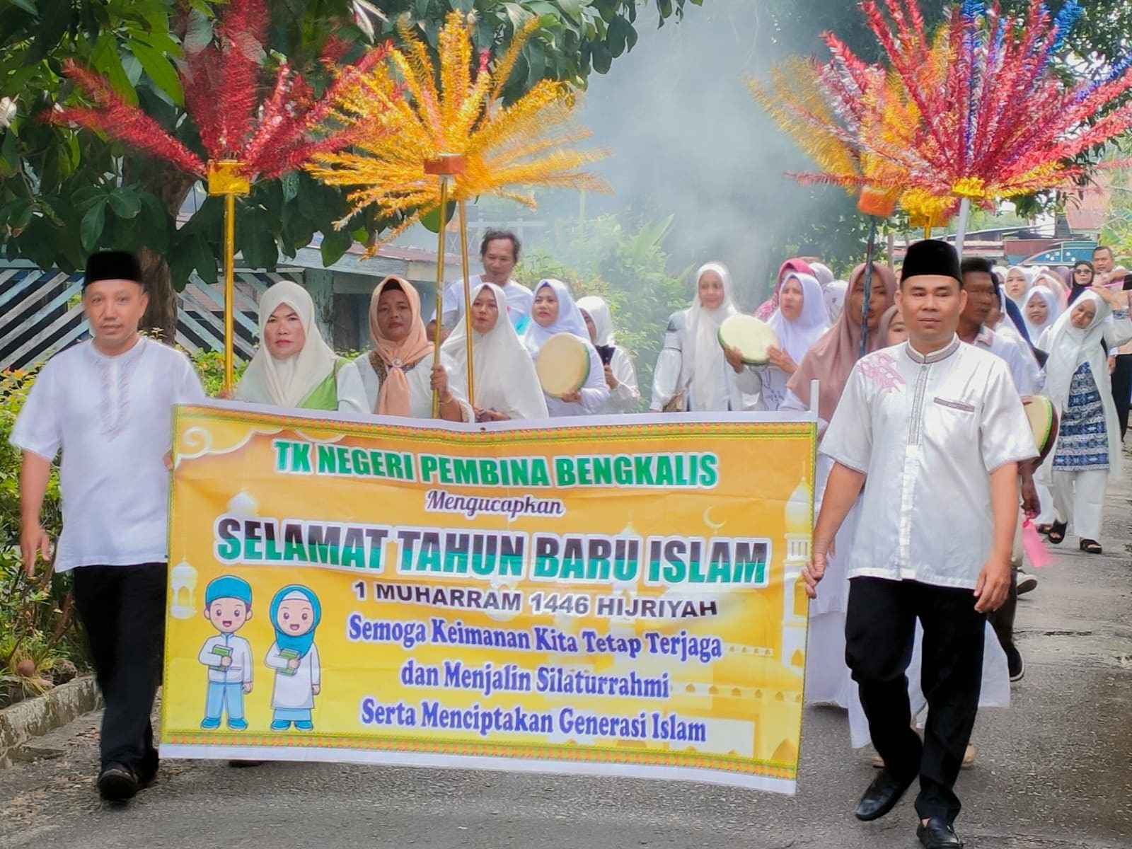 Meriahkan 1 Muharram TKN Pembina Gelar Pawai Keliling Kota