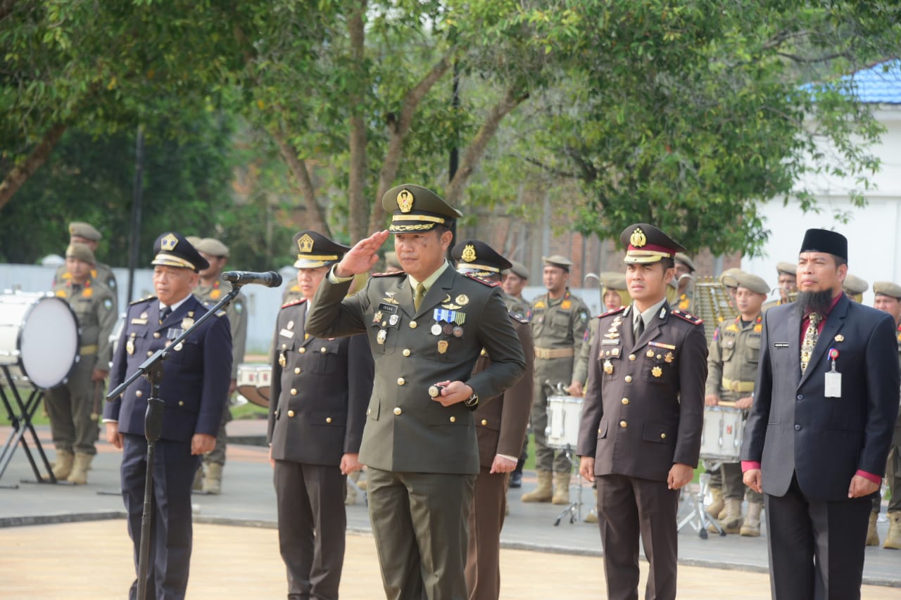 HUT Ke-78 TNI AD, Kodim 0303 Bengkalis Gelar Apel Kehormatan di Makam Pahlawan