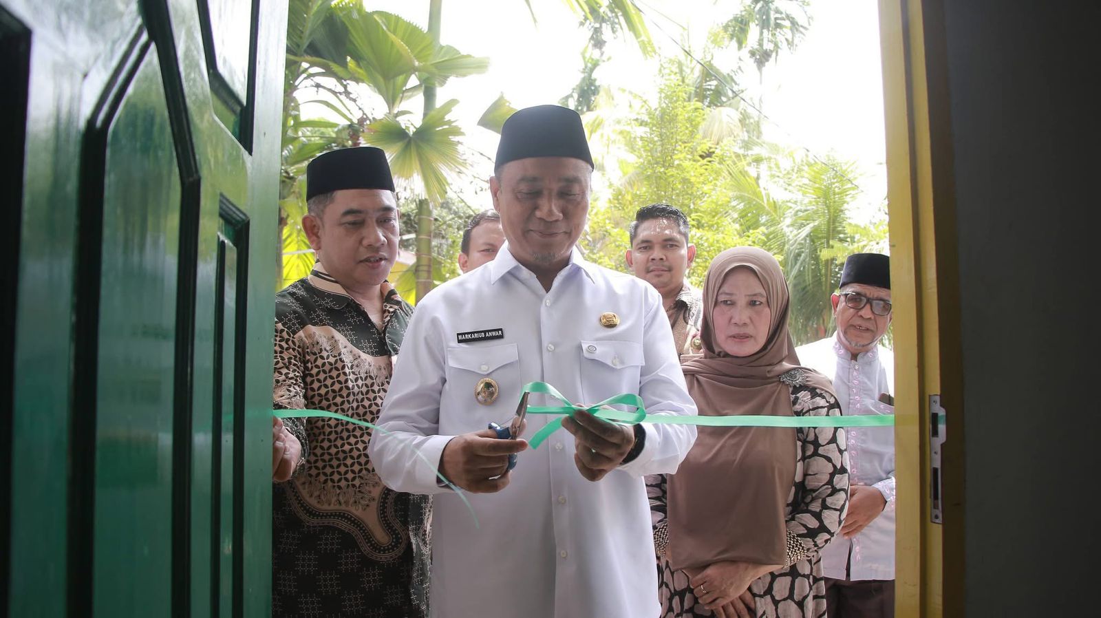 Wawako Pekanbaru Resmikan RLH Bantuan Baznas Riau di Bencah Lesung
