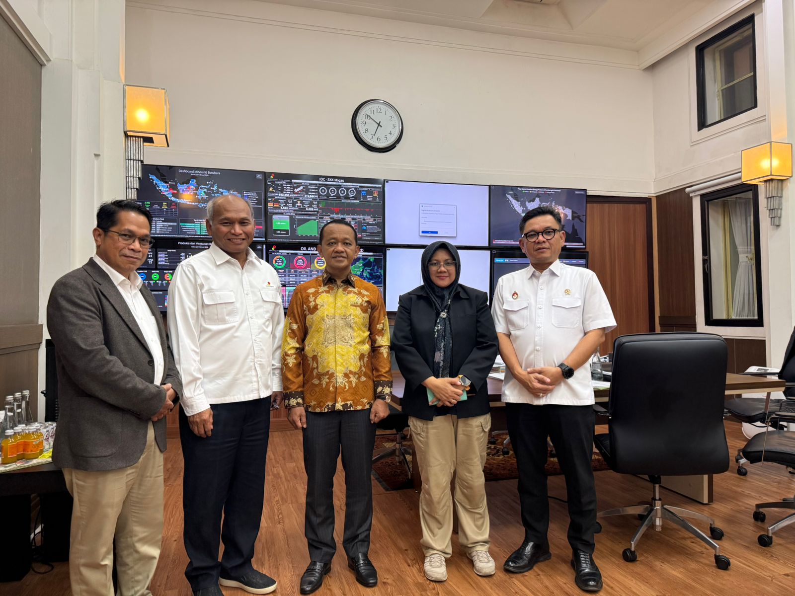 Sehari di Jakarta, Bupati Siak Langsung Tembus Pimpinan DPR dan Tiga Menteri