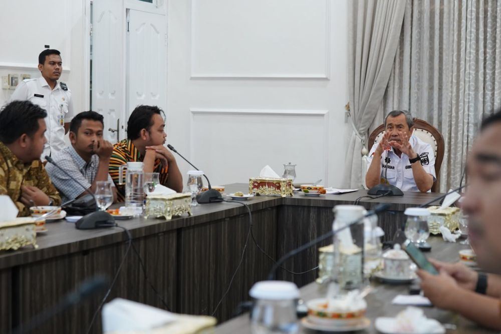 Gubri Syamsuar Rapat Bersama Forum Paguyuban Mahasiswa se-Riau, Berikut Pembahasannya